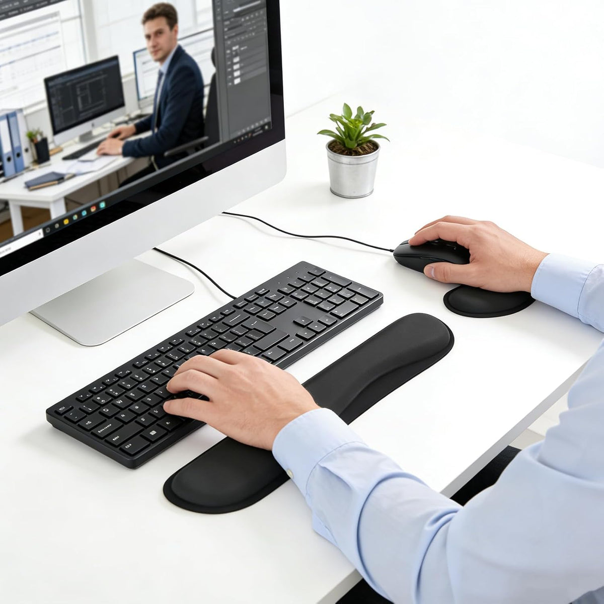 Keyboard Wrist Rest & Mouse Pad with Wrist Rest, Black