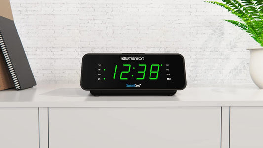 SmartSet Dual Alarm Clock Radio with AM/FM, Auto Time Setting, Sleep Timer, Snooze, 20 Presets, Easy-to-Read .9-inch Jade Green Dimmable LED Display, CKS1900