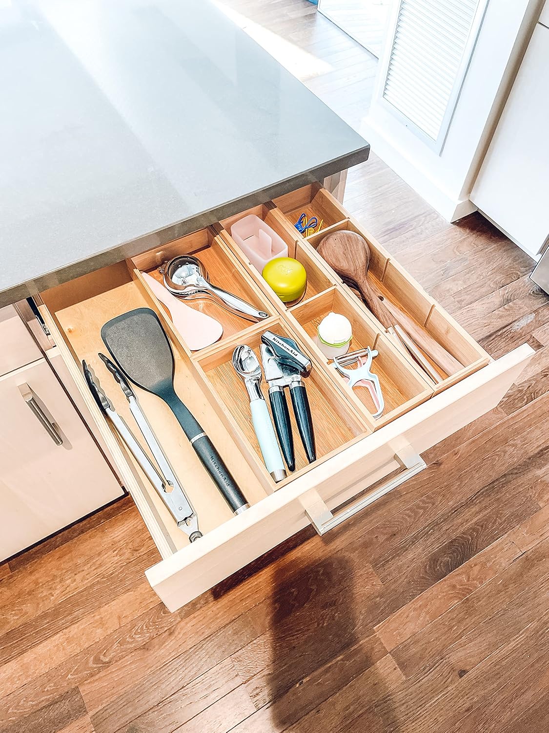 Bamboo Drawer Organizer with 3 Removable Dividers, Brown