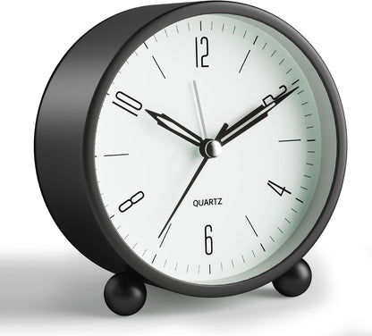 Analog Alarm Clock, 4 inch Super Silent Non Ticking Small Clock with Night Light, Battery Operated, Simple Design, Old Fashioned Style Ideal Decor, for Bedroom, Bedside, Desk, Adult, Gift, Green