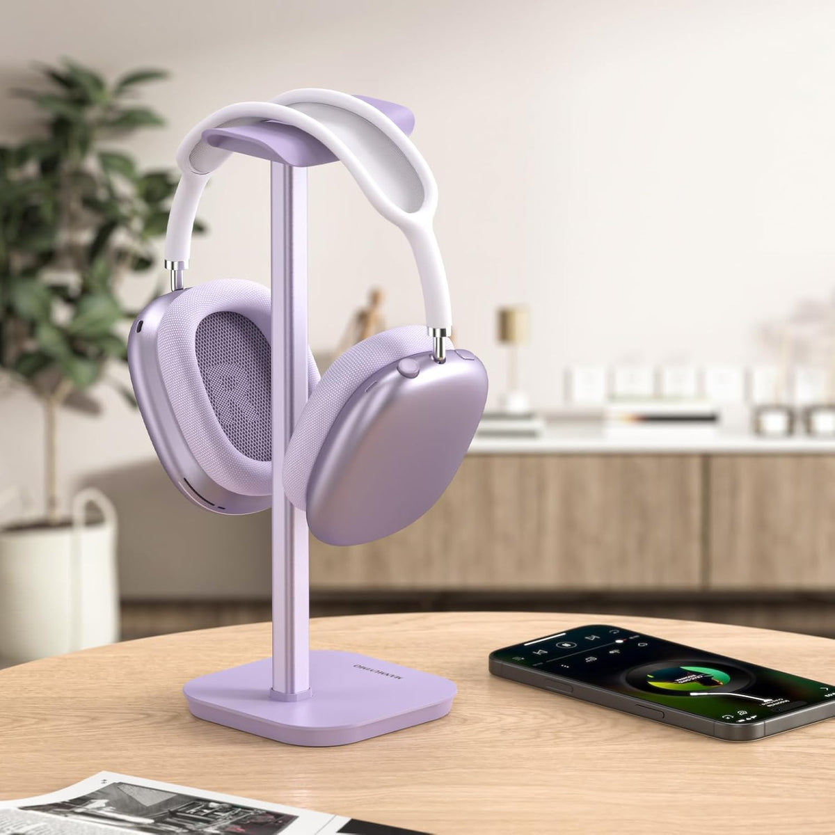 Headphone Stand, Desktop Headset Holder Desk Earphone Stand Aluminum Headset Hanger Headphone Rack Stand to Hold Earphones Such as Airpods Max, Sony, Beats, Bose, Razer, HyperX(Pink)