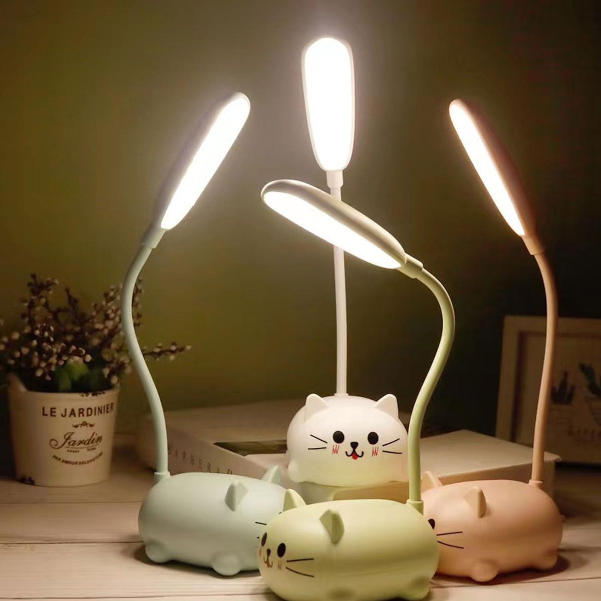 LED Desk Lamp for Kids,Mini Cat Night Light,Cute Cat Foldable USB Rechargeable Reading Light Bedroom Children's Bedside Study (White)