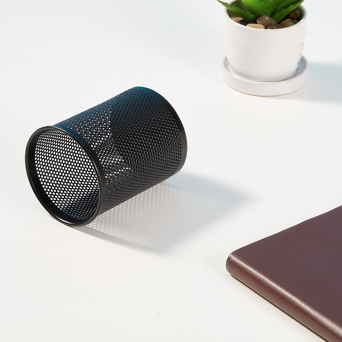 Pen Holder Desk Organizer, Wire Mesh Pencil Cup with Foam Pad and Non-Slip Bottom Office Supplies Desk Accessories for Home Office School, 1 Pack