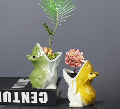 Ceramic Animal Shaped Flower Pot - Unique and Charming Home Decor (Tooth)
