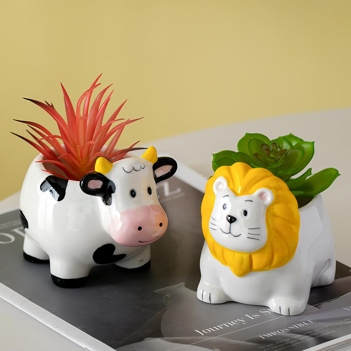 Ceramic Animal Shaped Flower Pot - Unique and Charming Home Decor (Tooth)