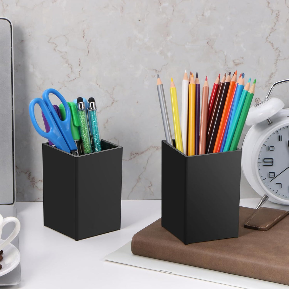 Clear Acrylic Pen Holder Makeup Brush Holder Desktop Pencil Organizer Acrylic Pencil Cup Stationery Organizer Accessory for School Makeup Desk Office Pen Organizer