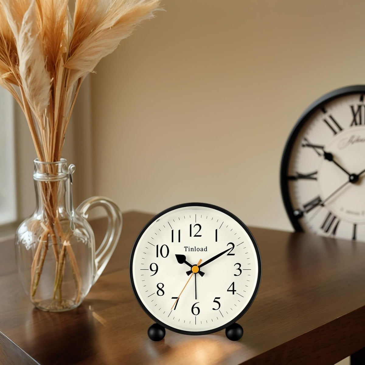 4.5" Vintage Retro Analog Alarm Clock, Super Silent Non Ticking Small Clock with Manual Light, Snooze, Battery Operated, for Living Room, Bedroom, Bedside, Desk(Green)