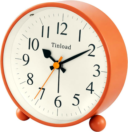 4.5" Vintage Retro Analog Alarm Clock, Super Silent Non Ticking Small Clock with Manual Light, Snooze, Battery Operated, for Living Room, Bedroom, Bedside, Desk(Green)