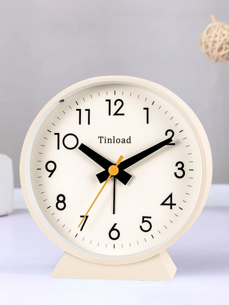4.5" Battery Operated Antique Retro Analog Alarm Clock, Small Silent Bedside Desk Clock,Lighted on Demand, Battery Operated, Snooze, for Living Room, Bedroom, Bedside, Desk, Gift Clock