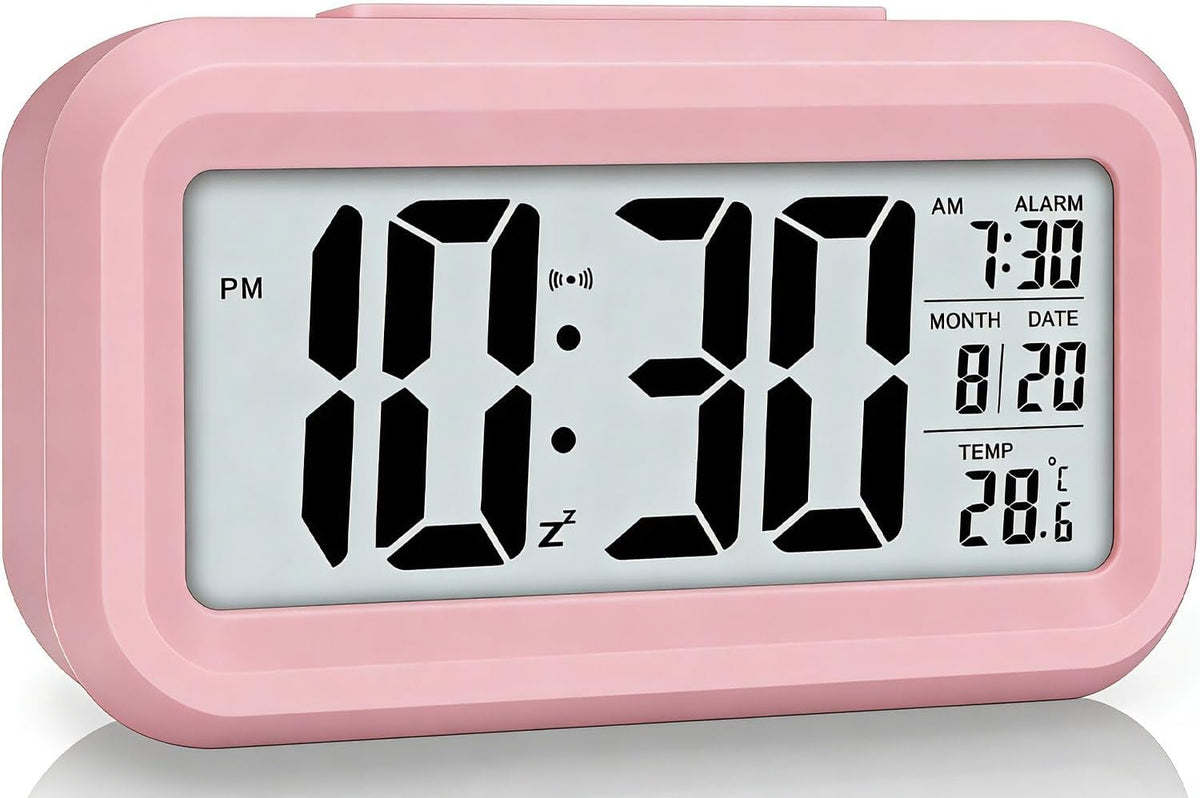 Digital Alarm Clock, Clock for Bedroom, Desk Clock Battery Operated, Digital Clock with Smart Night Light 12/24H Display Snooze Function for Heavy Sleepers for Kids