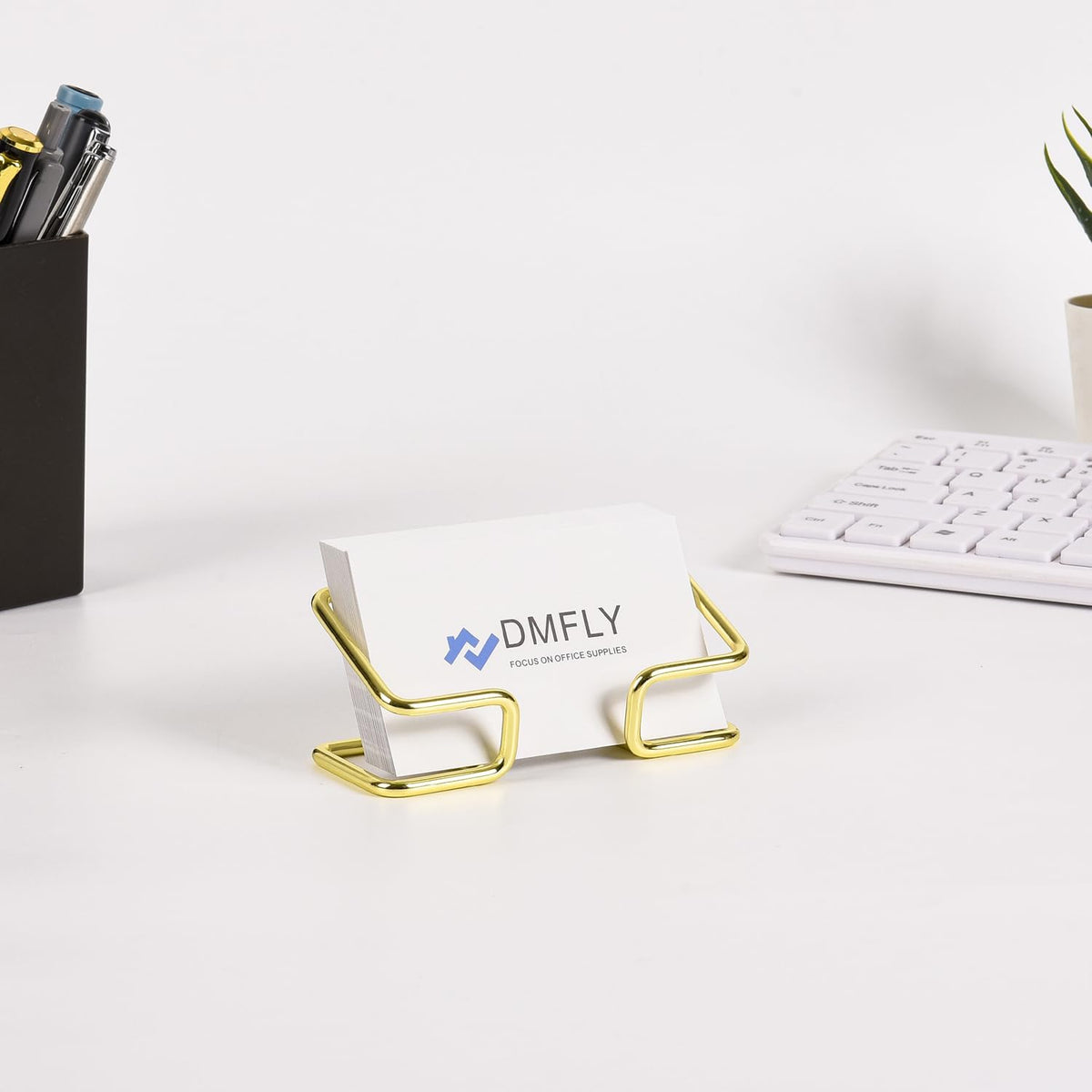 Metal Business Card Holder for Desk, Cute Card Display Stand, Compatible with Various Countertops, Gold