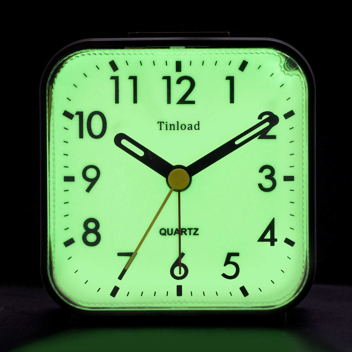 Small Battery Operated Analog Travel Alarm Clock Silent Non Ticking, Gentle Wake, Ascending Beep Sounds, Snooze,Lighted on Demand, Easy Set(Black)