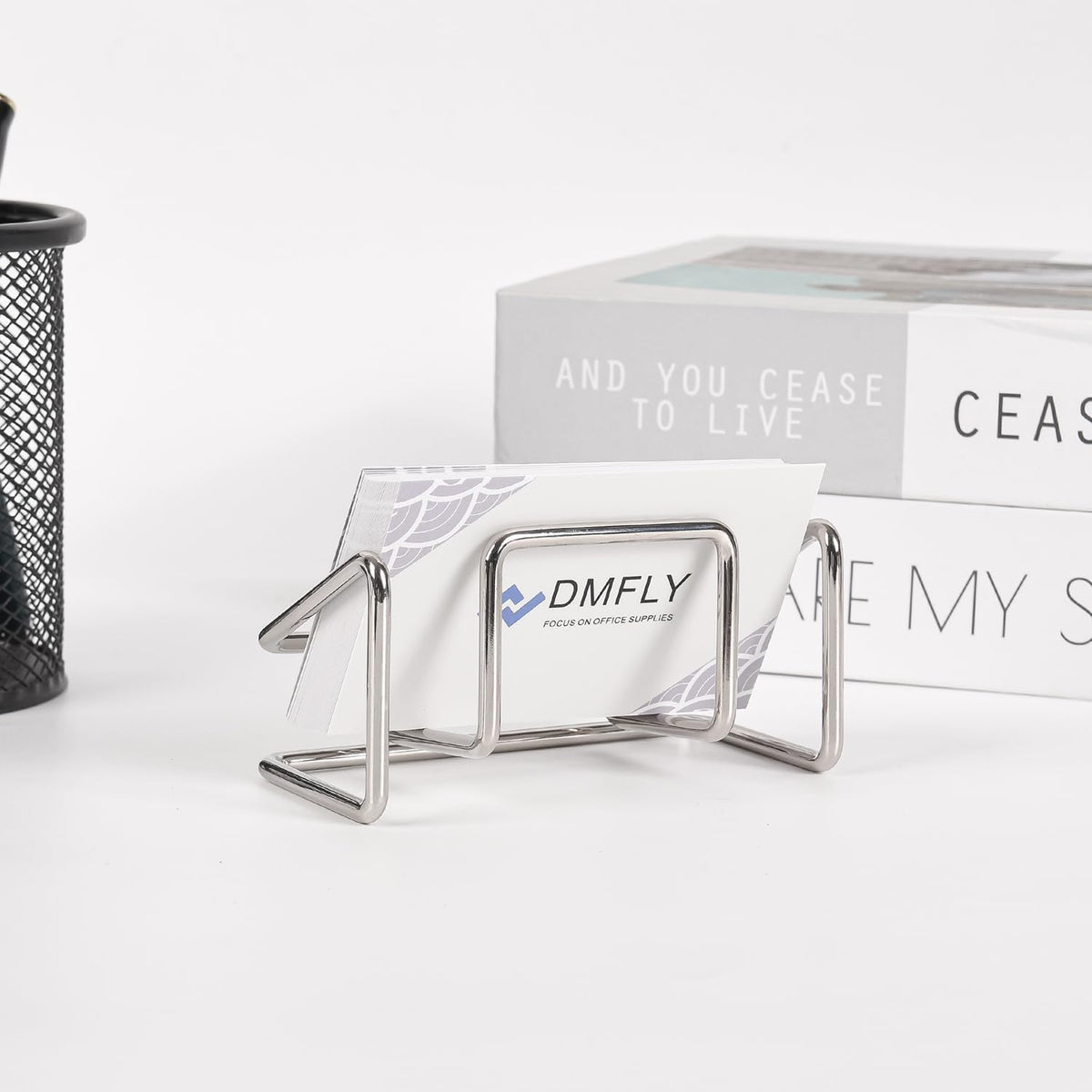 Metal Business Card Holder for Desk, Cute Card Display Stand, Compatible with Various Countertops, Gold