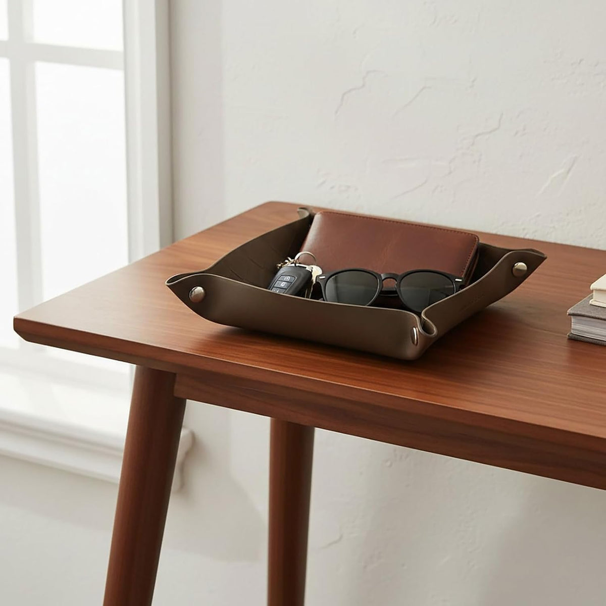 UnionBasic Small Valet Tray, Jewelry Tray for Rings Watches Earrings, Entryway Catchall Caddy for Coins Keys Change, Nightstand Bedside Valet Holder, Trays for Electronic Gadgets, Beige - Colors B