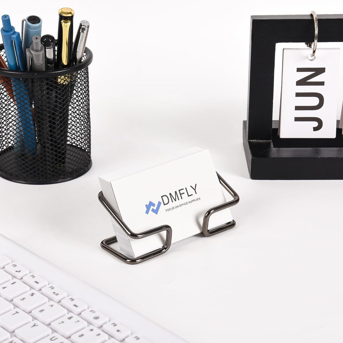 Metal Business Card Holder for Desk, Cute Card Display Stand, Compatible with Various Countertops, Gold