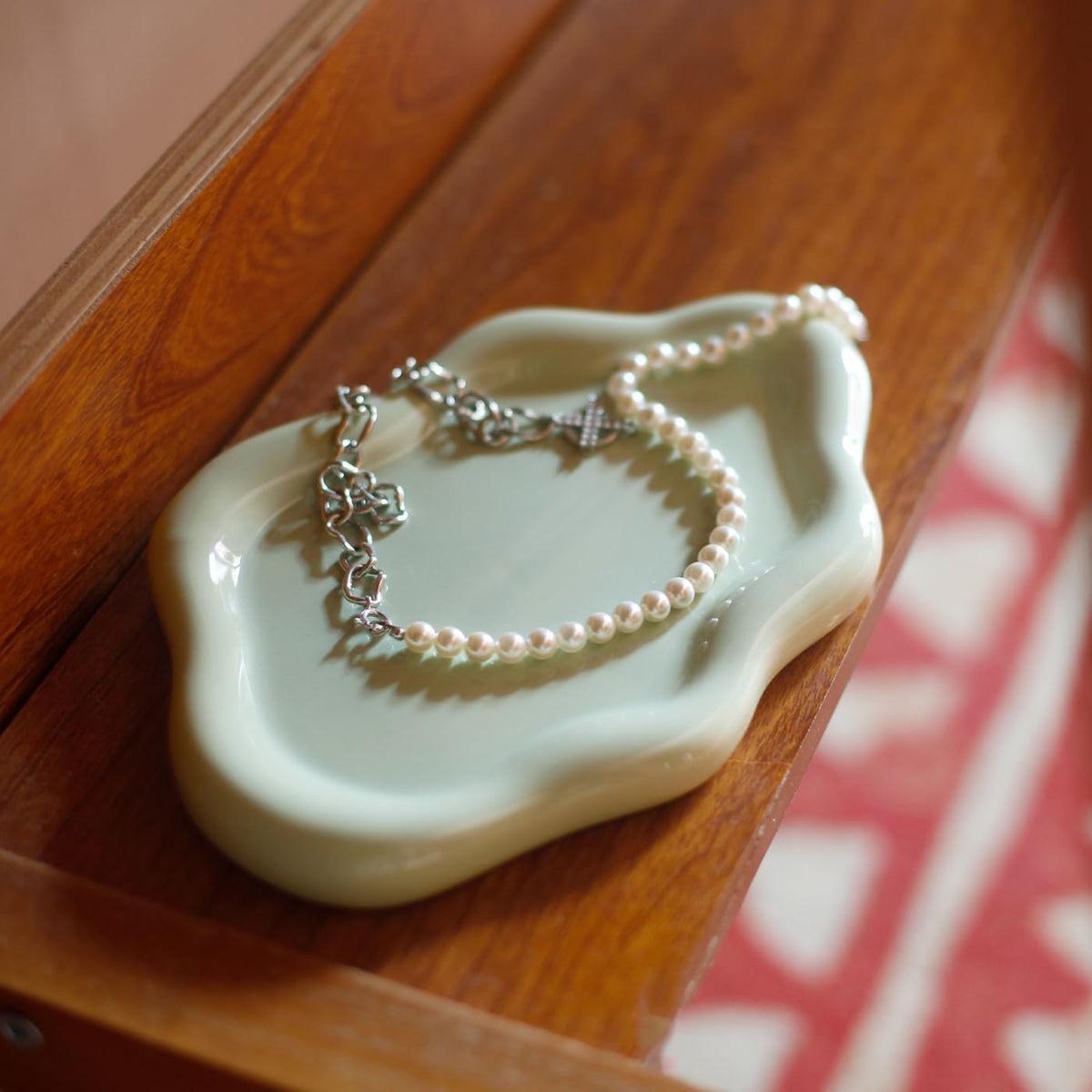 Jewelry Dish Trinket Tray for Women, Ring Dish Holder, Unique Cloud Shape Ceramic Plate Cute Things Vanity Aesthetic Room Decor Mother's Day Birthday (White)