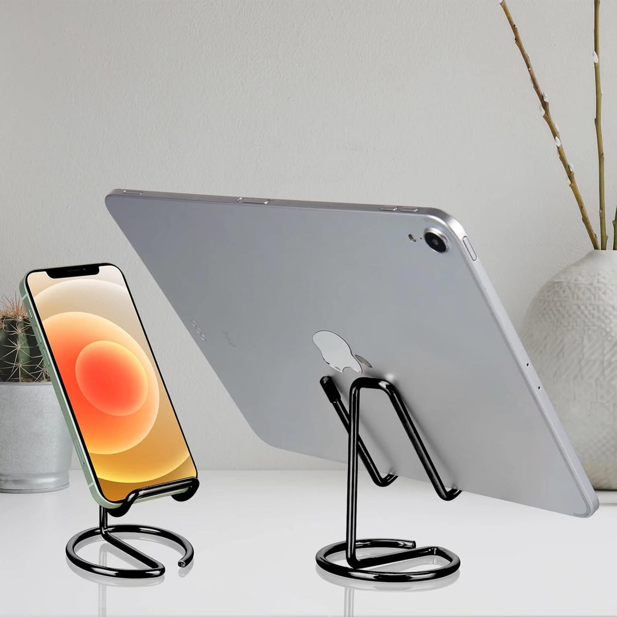 ROPOSY Cell Phone Stand for Desk, Cute Metal Gold Cell Phone Stand Holder Desk Accessories, Compatible with All Mobile Phones, iPhone, iPad
