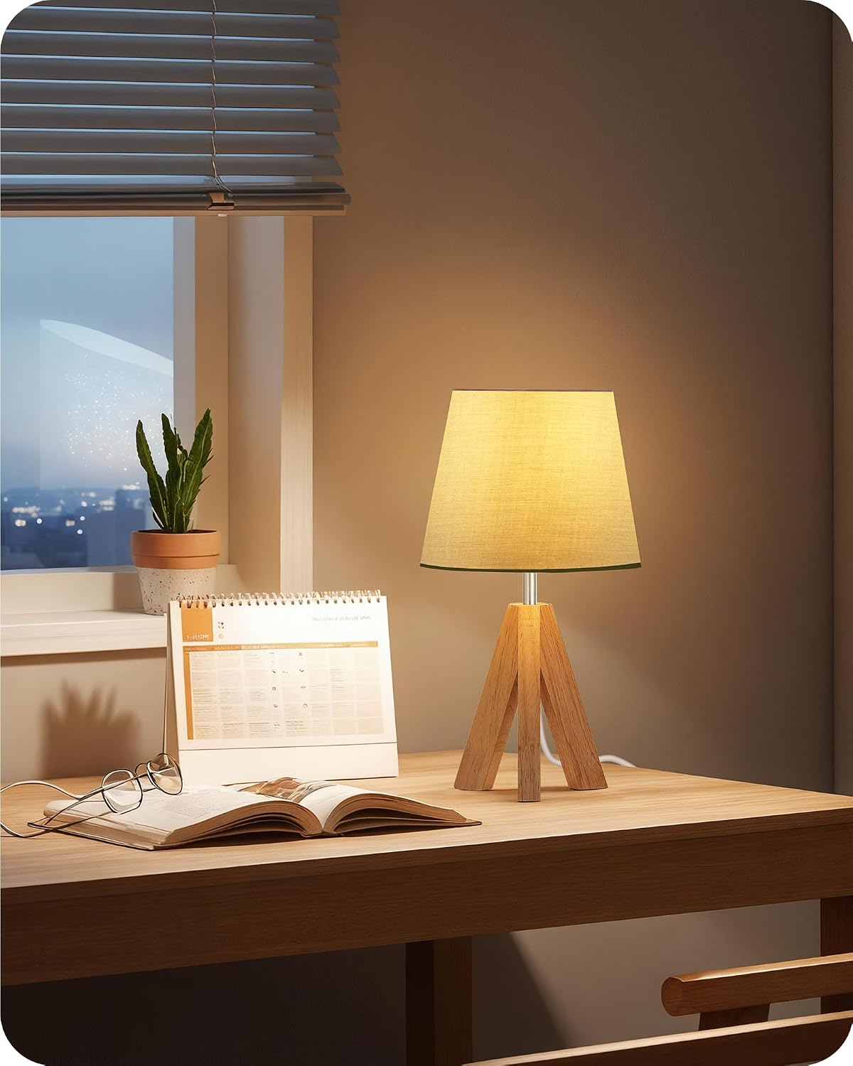 Wood Bedside Lamps Set of 2, Small Tripod Table Lamp, Modern Nightstand Lamp with Fabric Shade, Boho Bedside Wood Desk Lamp for Bedroom, Kids Room, Living Room, Study, White W51TLP205