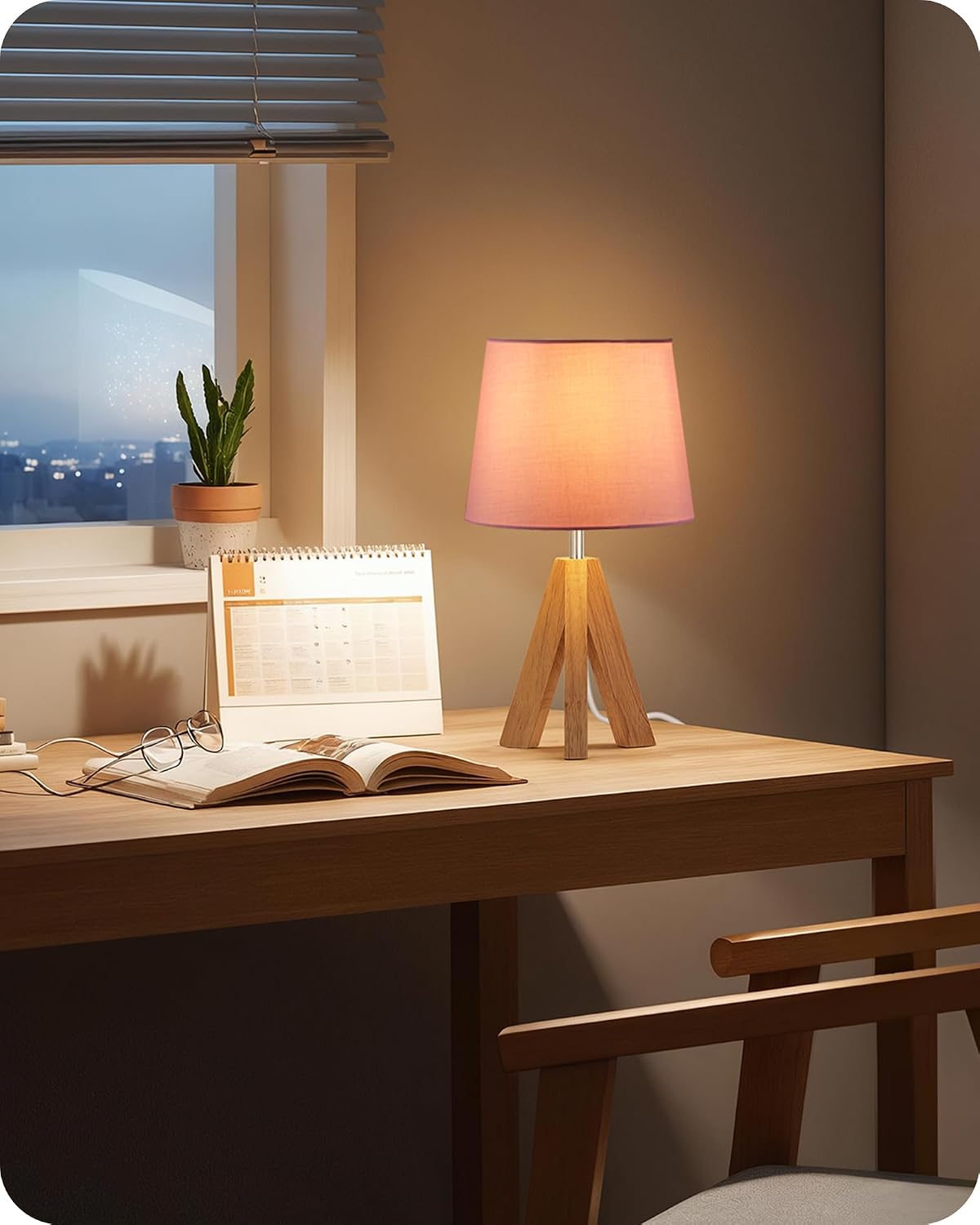 Wood Bedside Lamps Set of 2, Small Tripod Table Lamp, Modern Nightstand Lamp with Fabric Shade, Boho Bedside Wood Desk Lamp for Bedroom, Kids Room, Living Room, Study, White W51TLP205