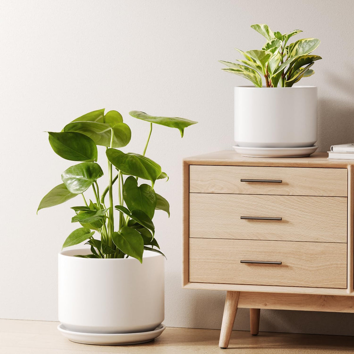 LE TAUCI Ceramic Pots for Plants, 6.8 Inch Plant Pots with Drainage Hole & Saucer, Modern Planter for Indoor Plants, Stable & Durable, Perfect for Living Room or Office Decor, White