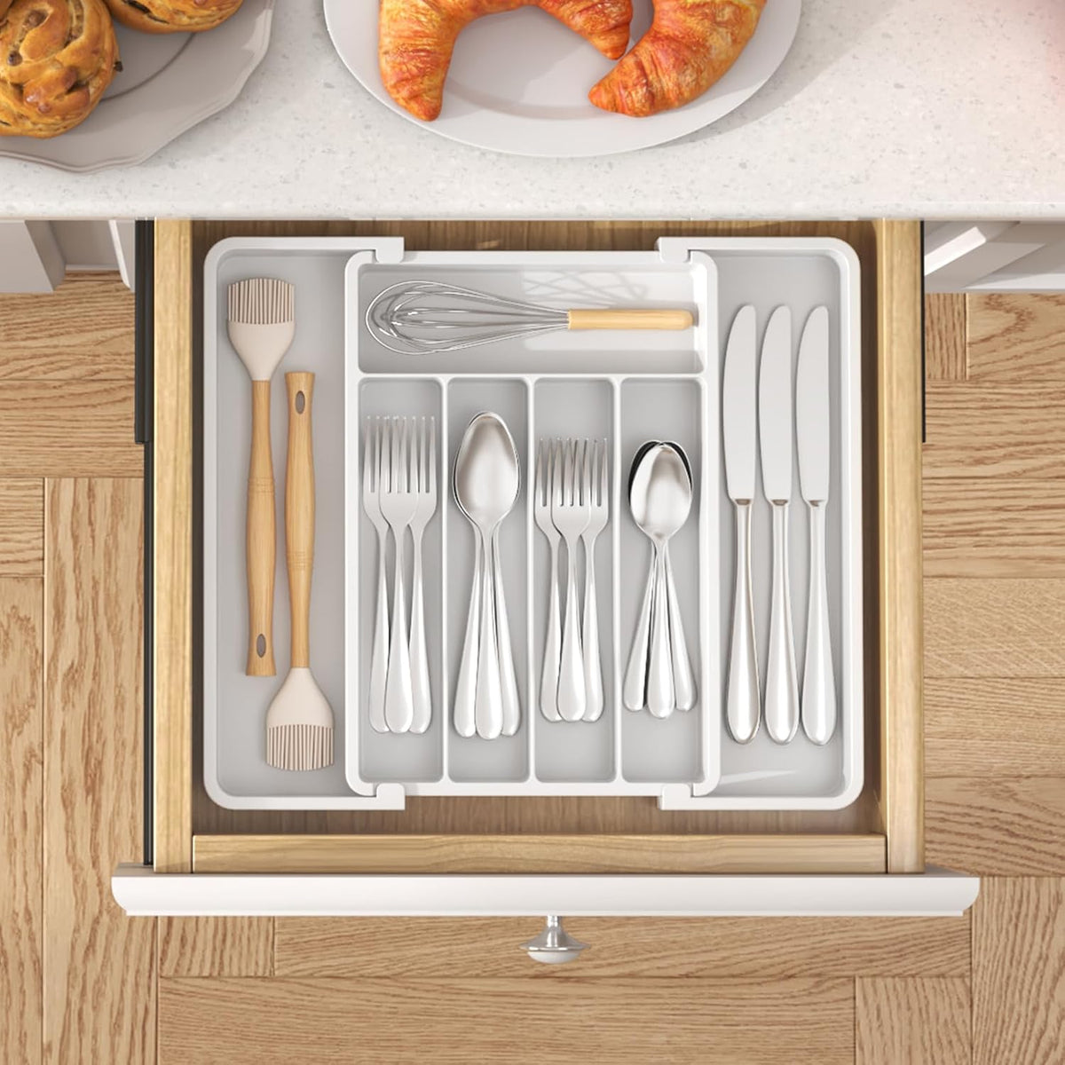 Expandable Silverware Drawer Organizer, Kitchen Utensil Tray