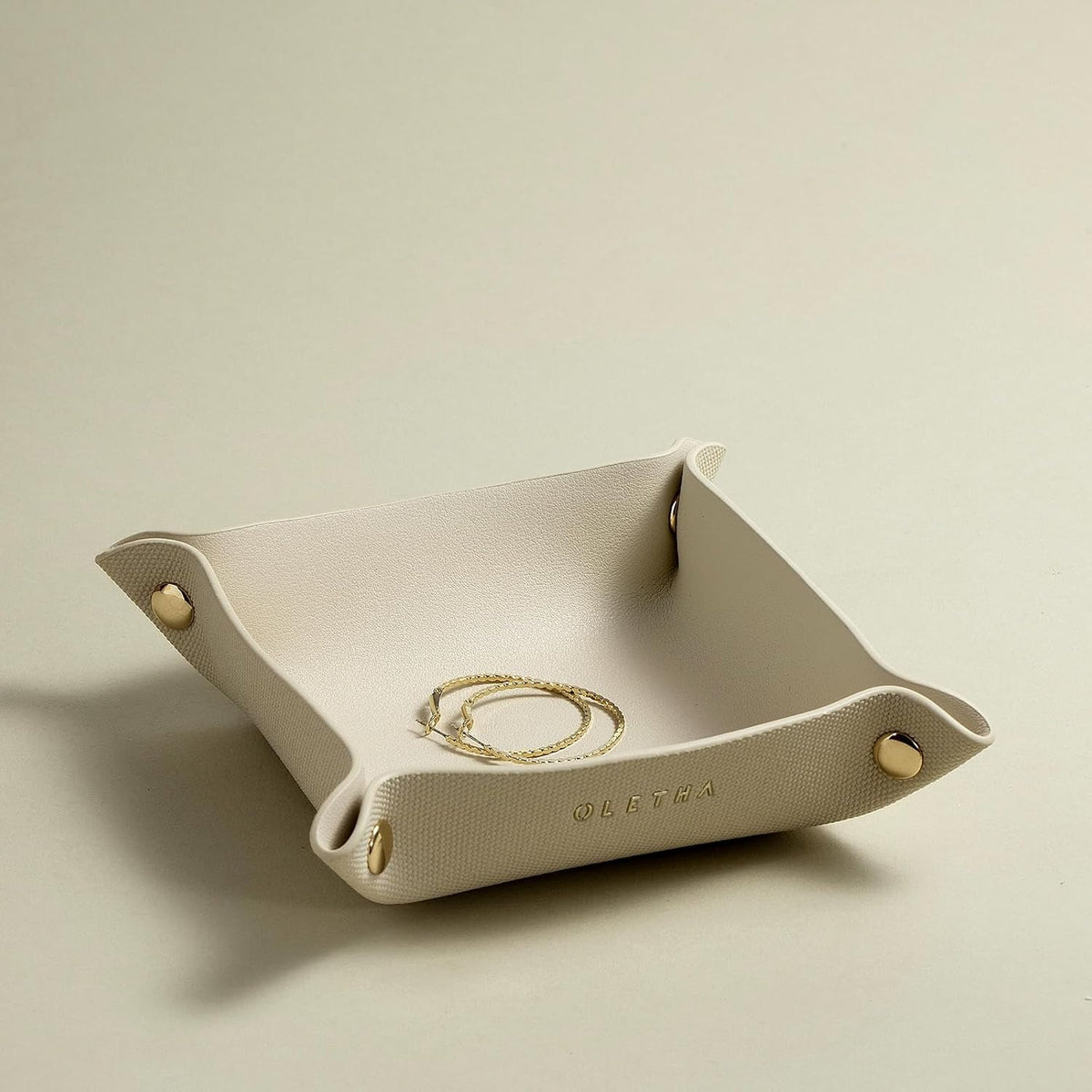 OLETHA Small Foldable Valet Tray, Travel Essentials for Women, Portable Catchall Organizer for Jewelry & Keys, for Hotel Nightstands, Home Office & Desk, Aesthetic Faux Leather, Light Taupe