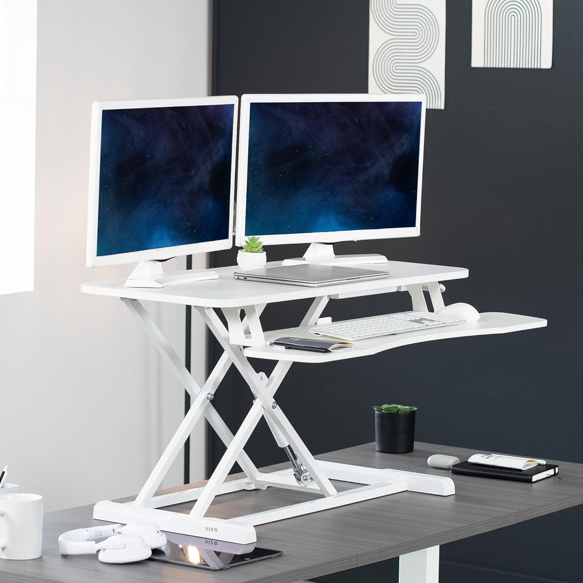 Black 32 in Standing Desk Converter, DESK-V000K