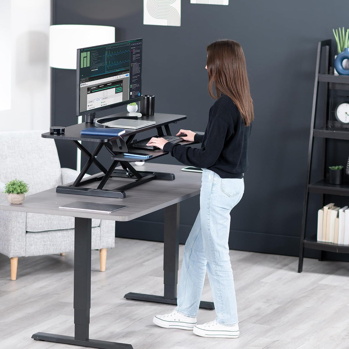 Black 32 in Standing Desk Converter, DESK-V000K