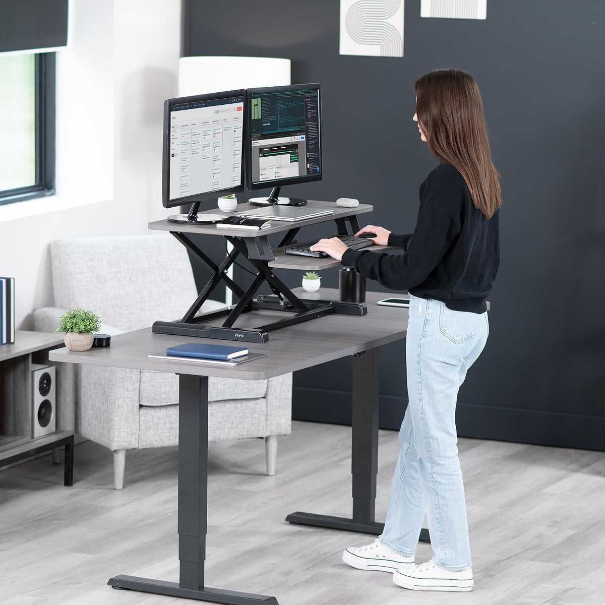 Black 32 in Standing Desk Converter, DESK-V000K