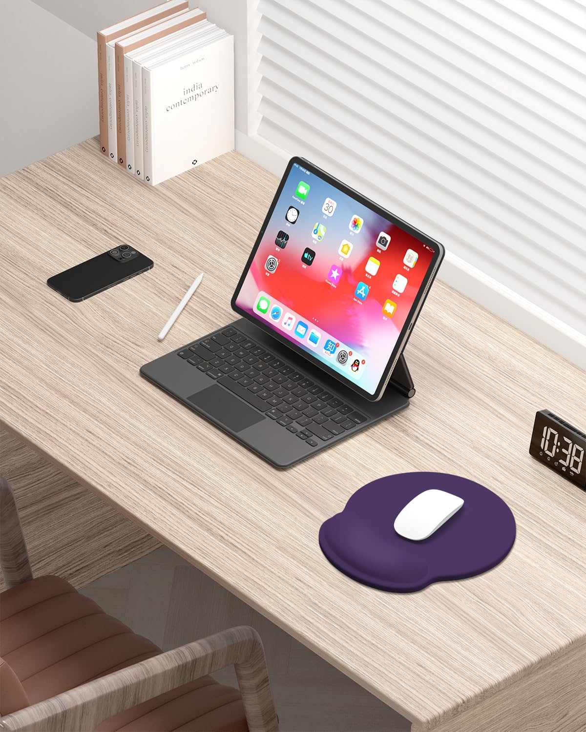 Ergonomic Mouse Pad with Wrist Rest, Comfortable Silicone Non-Slip Computer Pain Relief Gel Mouse Mat with Wrist Support for Gaming, Work, Office, Women & Men, Cute Pattern, Beige