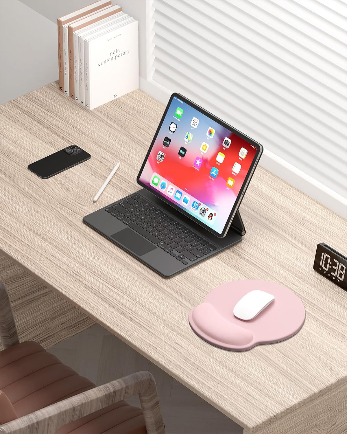 Ergonomic Mouse Pad with Wrist Rest, Comfortable Silicone Non-Slip Computer Pain Relief Gel Mouse Mat with Wrist Support for Gaming, Work, Office, Women & Men, Cute Pattern, Beige