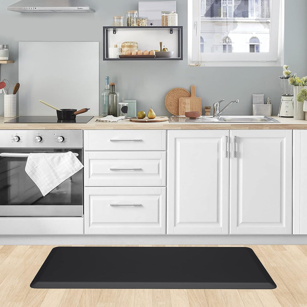 KitchenClouds Kitchen Mat Cushioned Anti Fatigue Rug 17.3"x28" Water Resistant, Non Slip, Standing and Comfort Desk/Floor Mats for House Sink Office (Black)
