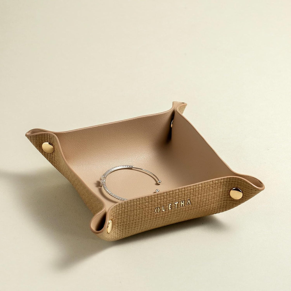 OLETHA Small Foldable Valet Tray, Travel Essentials for Women, Portable Catchall Organizer for Jewelry & Keys, for Hotel Nightstands, Home Office & Desk, Aesthetic Faux Leather, Light Taupe