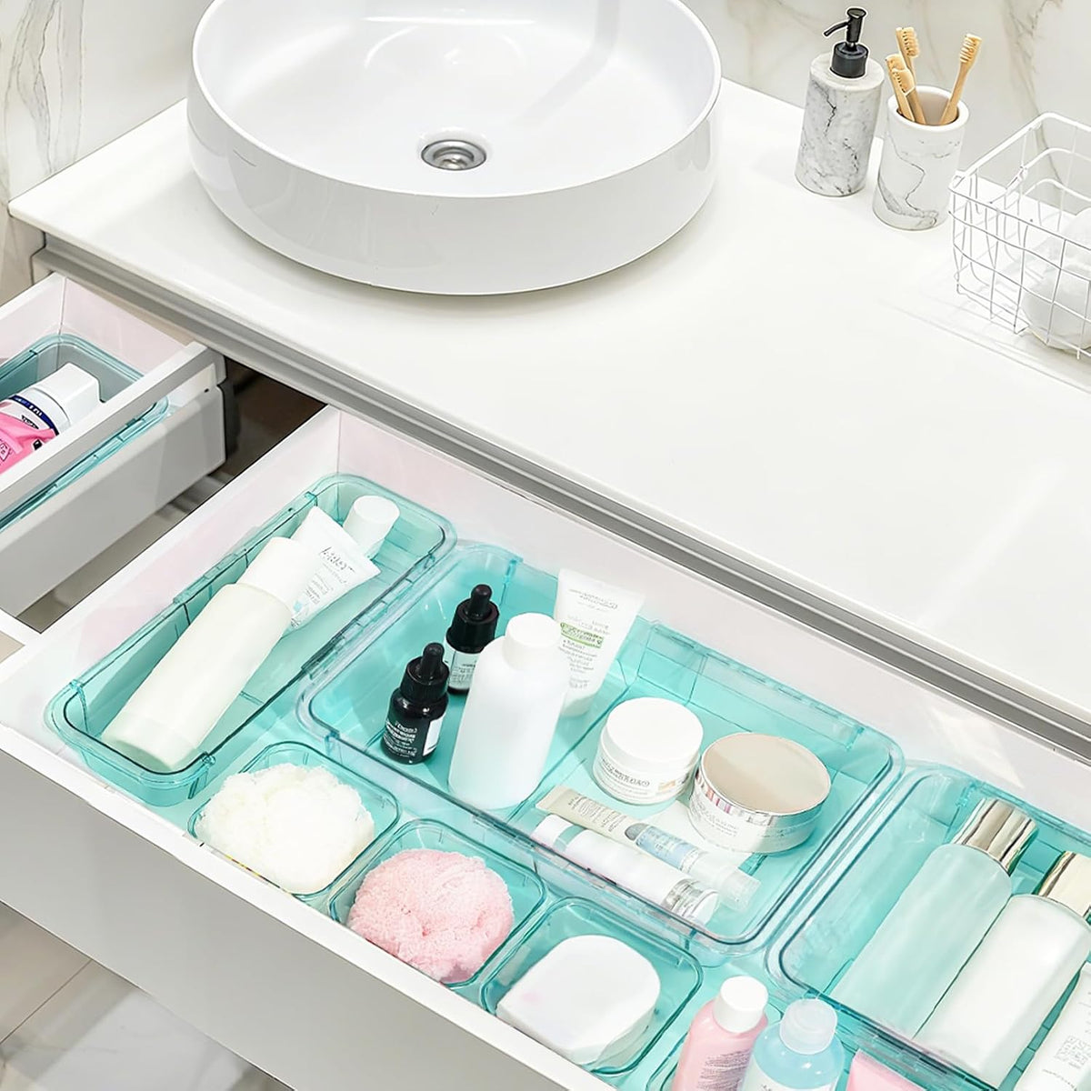 Adjustable Clear Drawer Organizer, Extendable Vanity Storage Bins, Desk Drawer Organizer Set for Makeup, Cosmetics, Bedroom, and Gadgets, Purple
