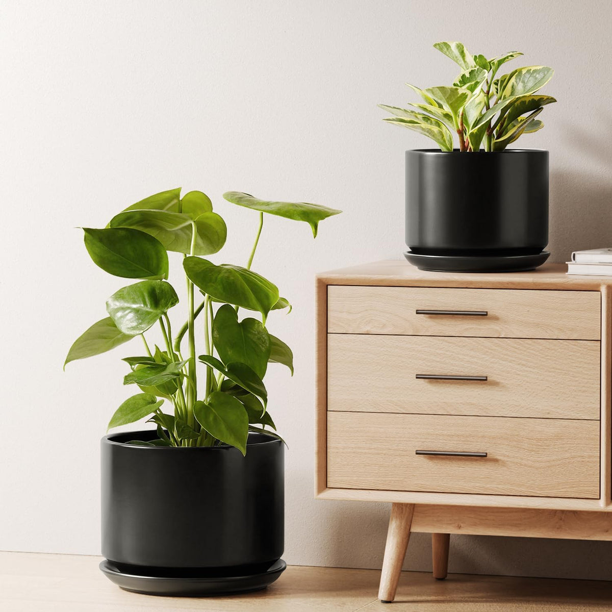 LE TAUCI Ceramic Pots for Plants, 6.8 Inch Plant Pots with Drainage Hole & Saucer, Modern Planter for Indoor Plants, Stable & Durable, Perfect for Living Room or Office Decor, White