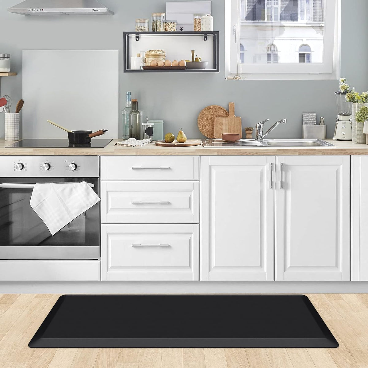 KitchenClouds Kitchen Mat Cushioned Anti Fatigue Rug 17.3"x28" Water Resistant, Non Slip, Standing and Comfort Desk/Floor Mats for House Sink Office (Black)