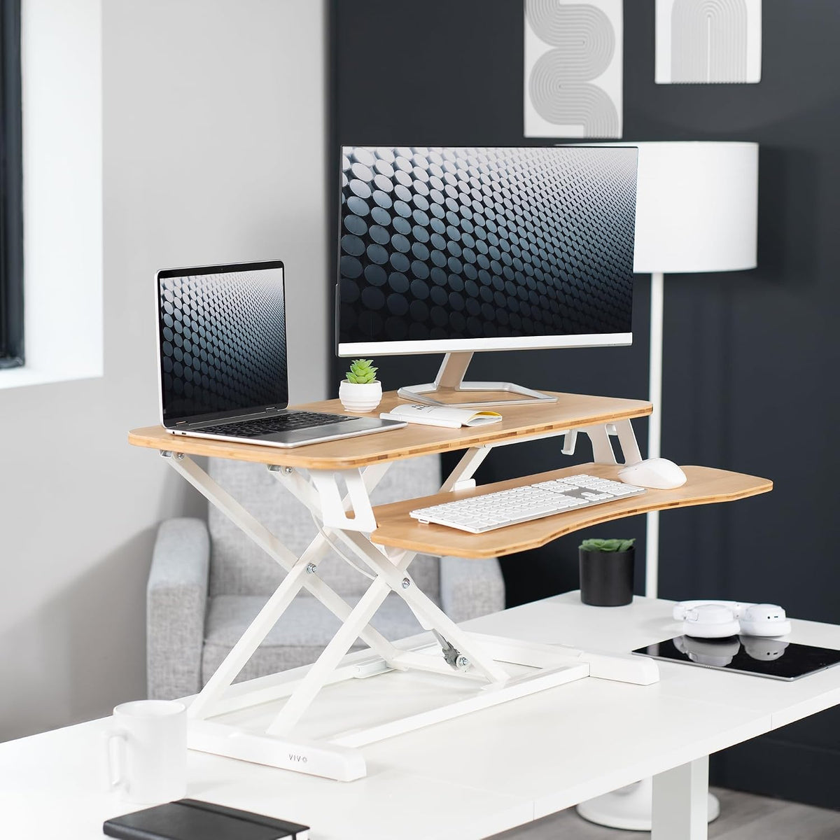 Black 32 in Standing Desk Converter, DESK-V000K