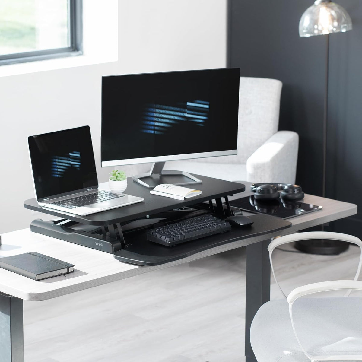 Black 32 in Standing Desk Converter, DESK-V000K