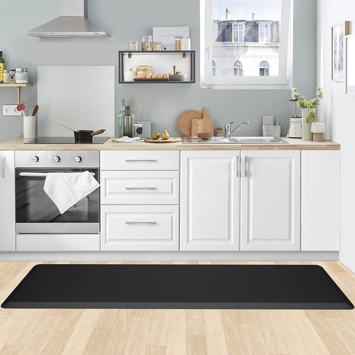 KitchenClouds Kitchen Mat Cushioned Anti Fatigue Rug 17.3"x28" Water Resistant, Non Slip, Standing and Comfort Desk/Floor Mats for House Sink Office (Black)