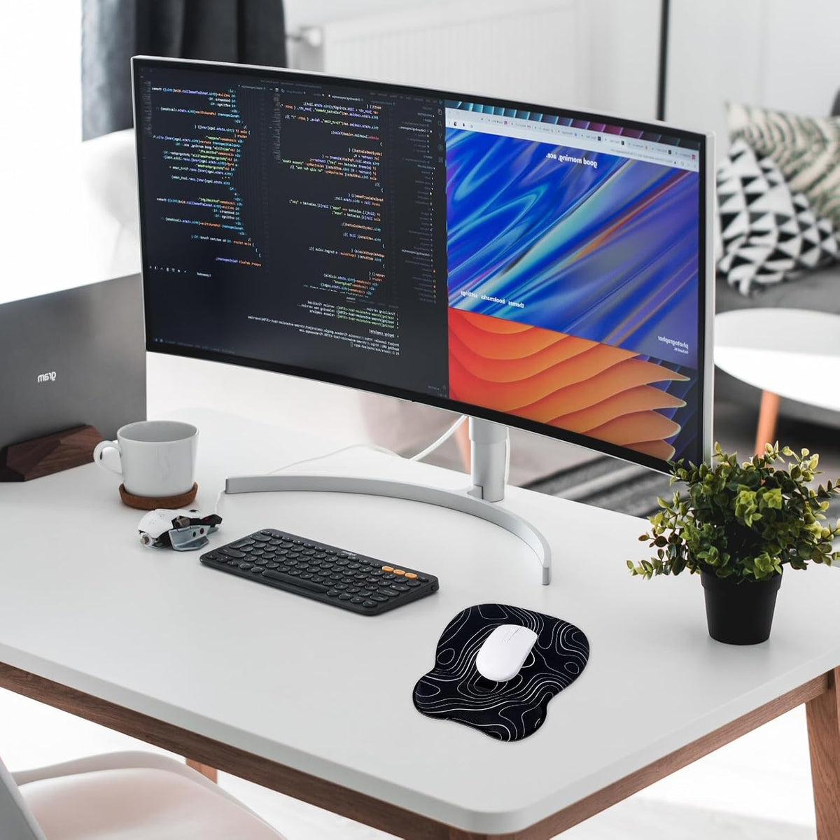Ergonomic Mouse Pad with Wrist Rest, Memory Foam Support Mousepad