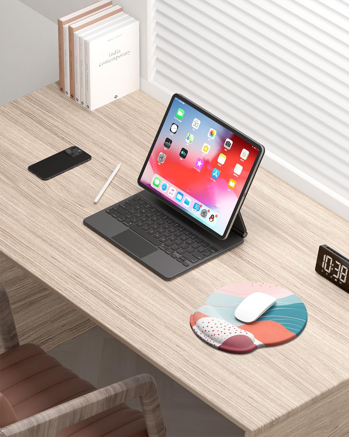 Ergonomic Mouse Pad with Wrist Rest, Comfortable Silicone Non-Slip Computer Pain Relief Gel Mouse Mat with Wrist Support for Gaming, Work, Office, Women & Men, Cute Pattern, Beige