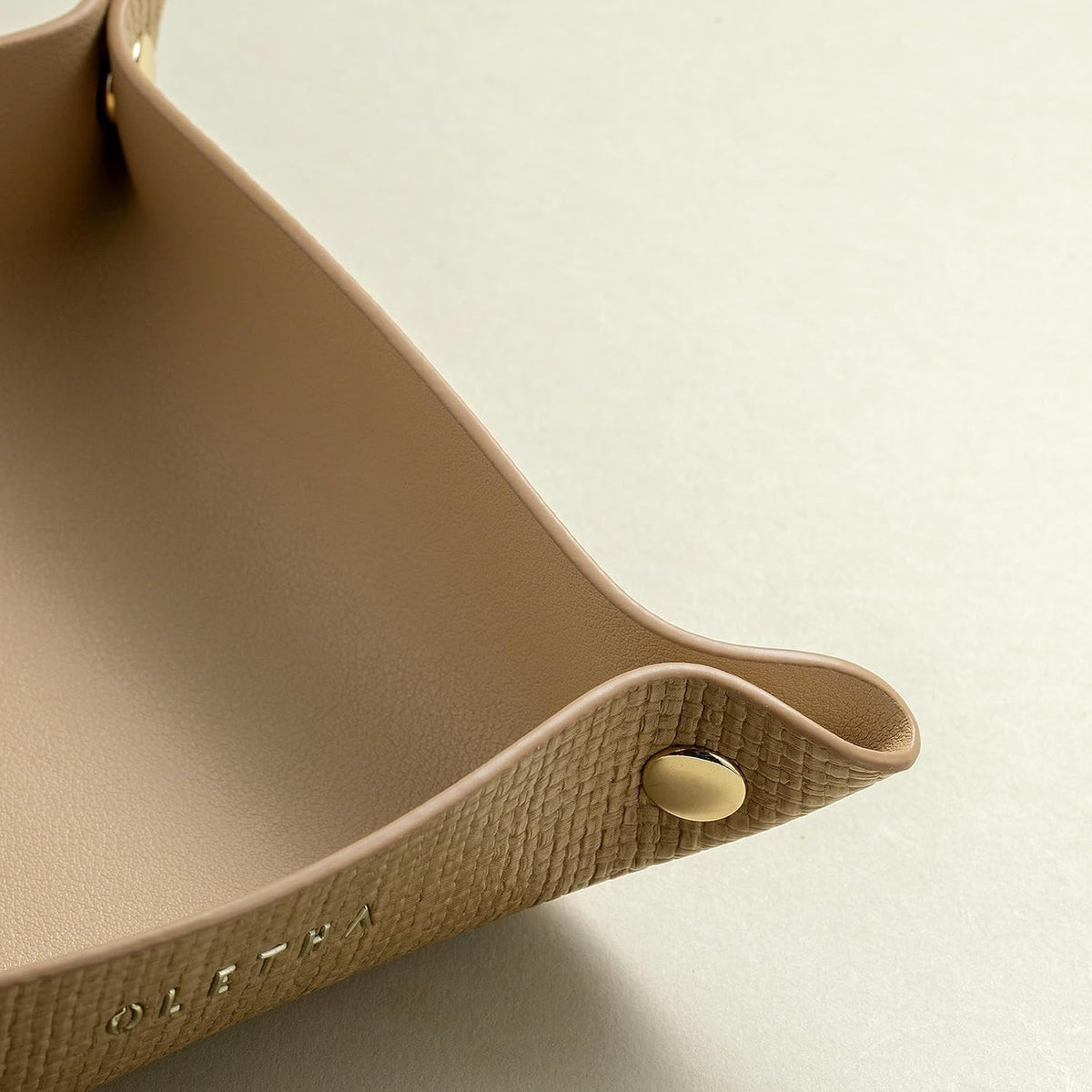 OLETHA Small Foldable Valet Tray, Travel Essentials for Women, Portable Catchall Organizer for Jewelry & Keys, for Hotel Nightstands, Home Office & Desk, Aesthetic Faux Leather, Light Taupe