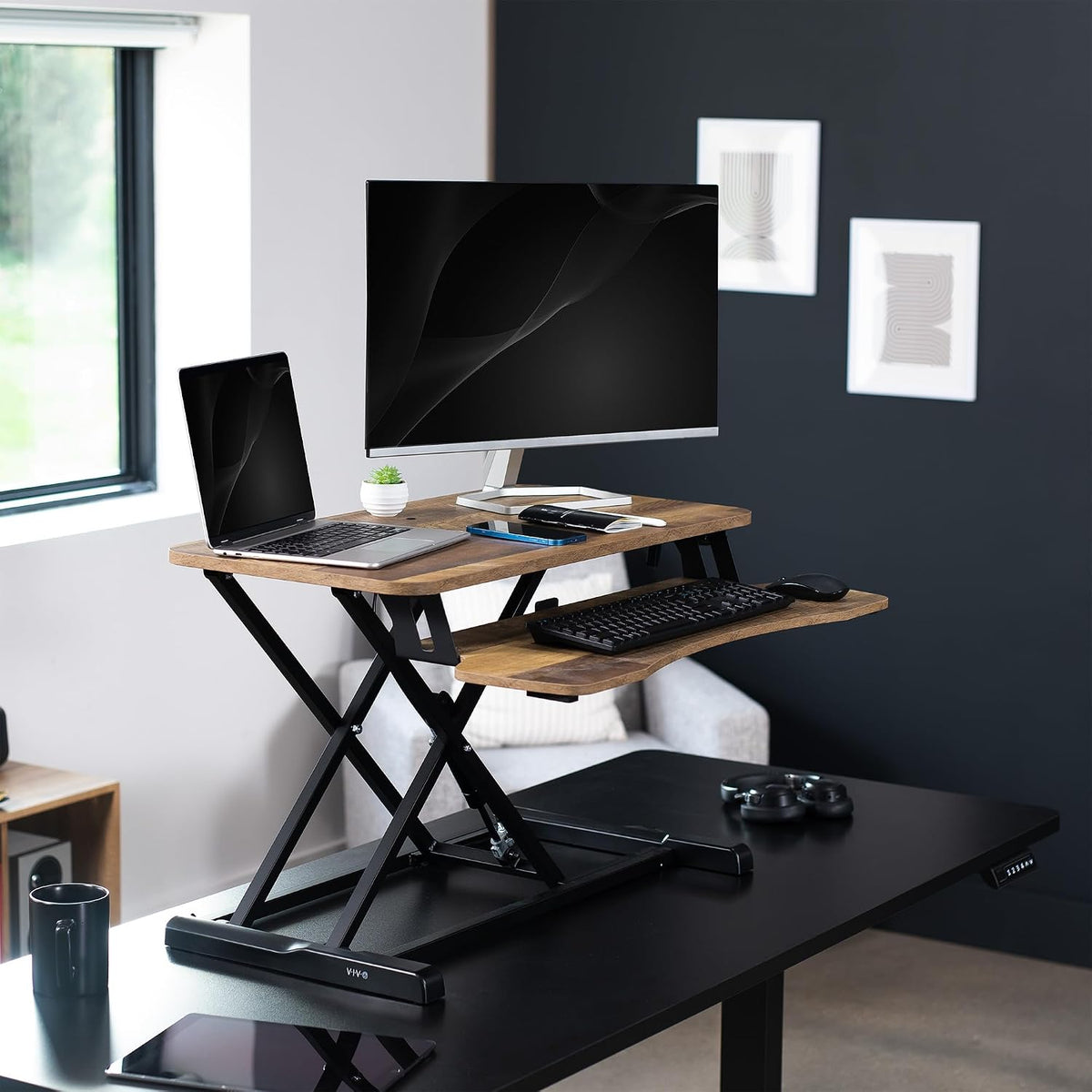 Black 32 in Standing Desk Converter, DESK-V000K