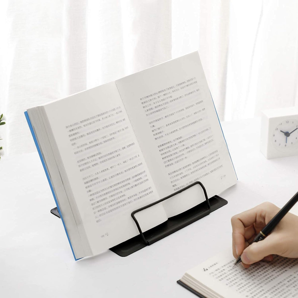 MSDADA Desk Book Stand Metal Reading Rest Book Holder Adjustable