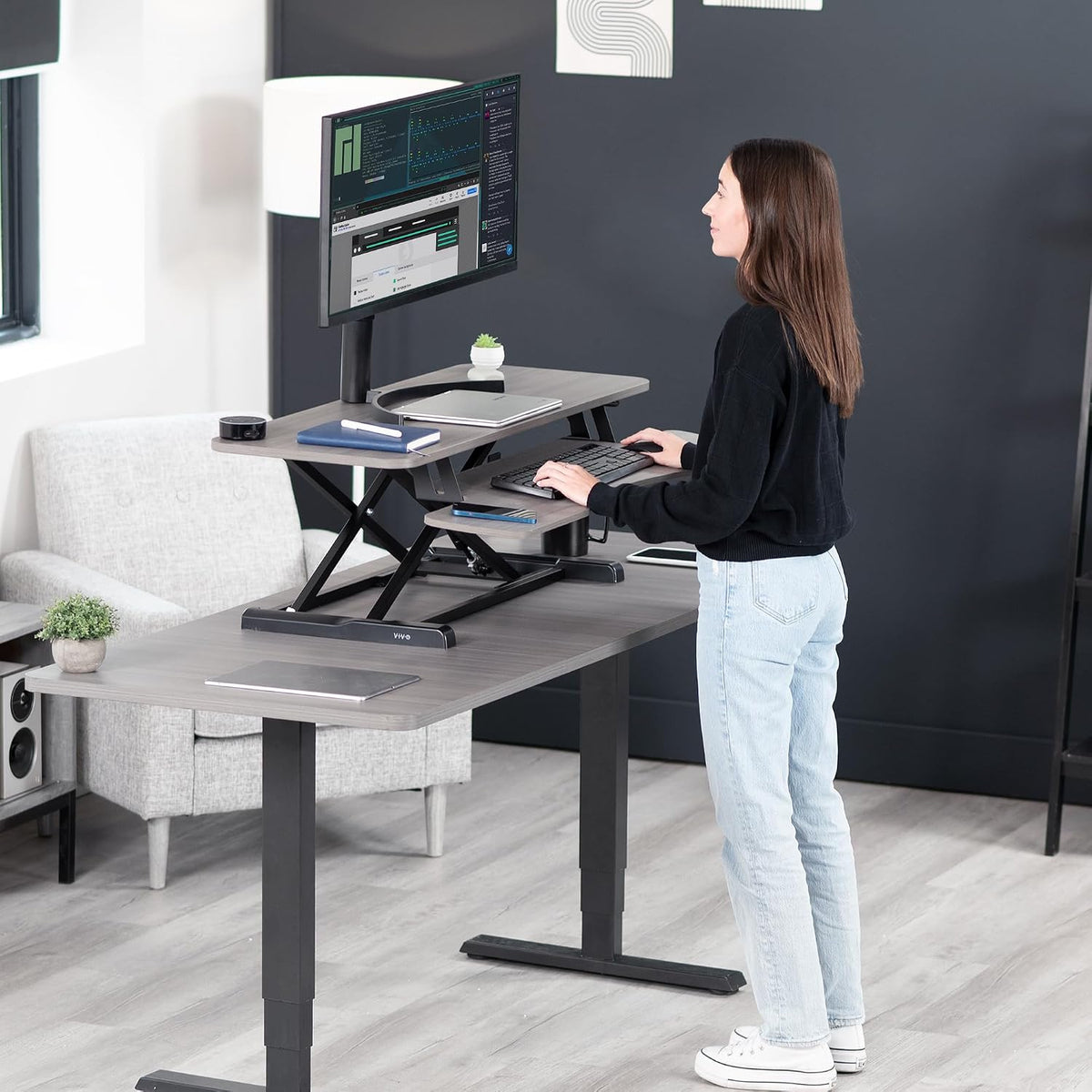 Black 32 in Standing Desk Converter, DESK-V000K