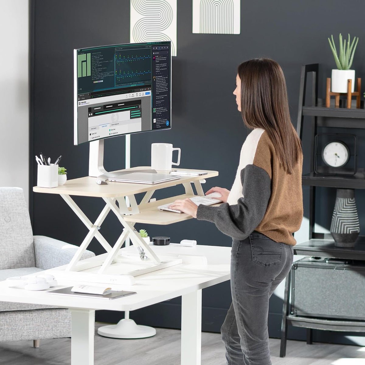 Black 32 in Standing Desk Converter, DESK-V000K