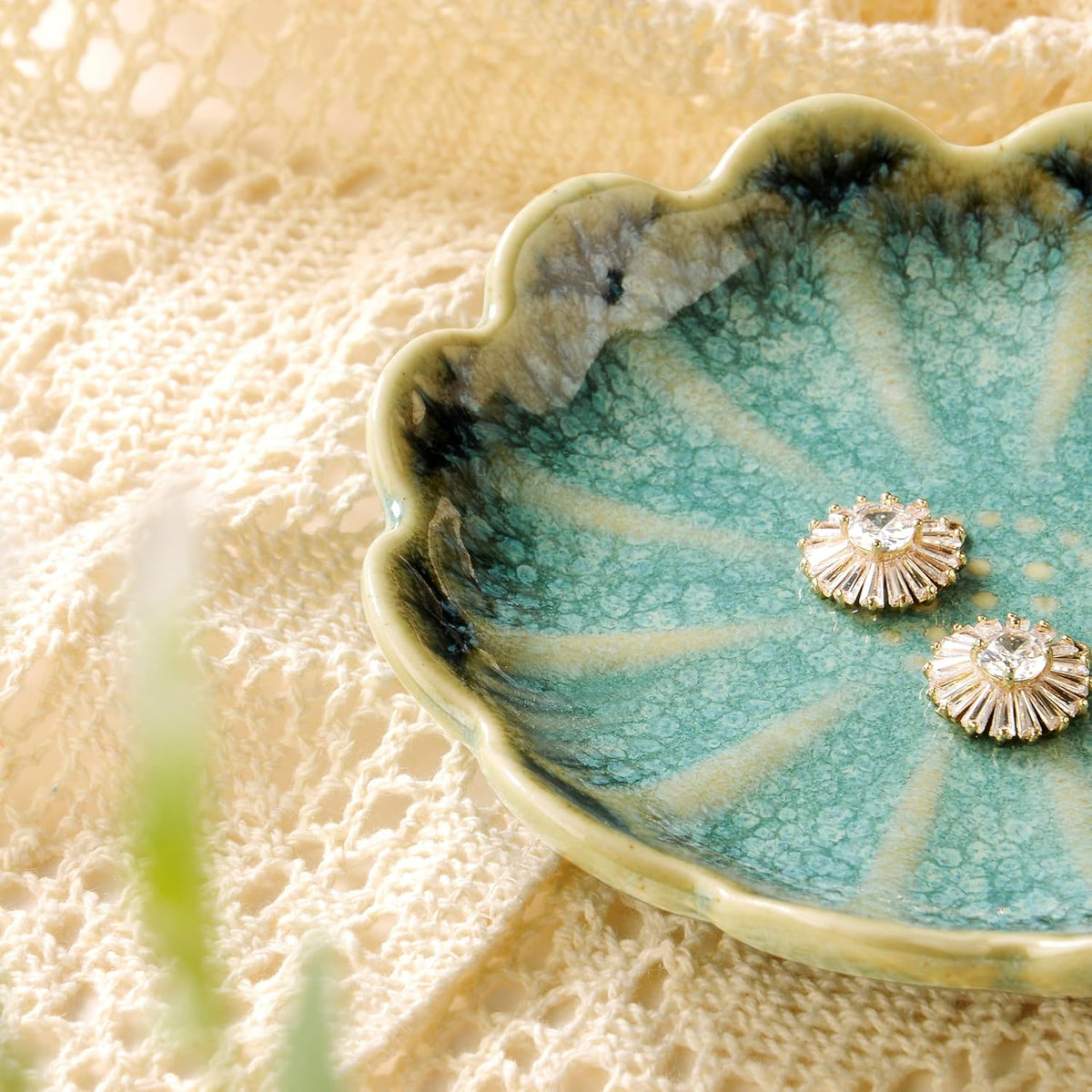 Ring Dish, Kiln Glaze Jewelry Trinket Tray, Gifts for Women I Lotus Leaf Necklace Earrings Holder on Nightstand Bathroom, Ceramic Cute Key Bowl, White. All Jewelries Are NOT Included.