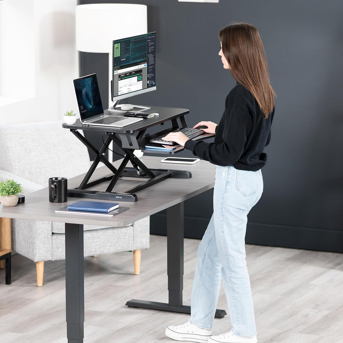 Black 32 in Standing Desk Converter, DESK-V000K