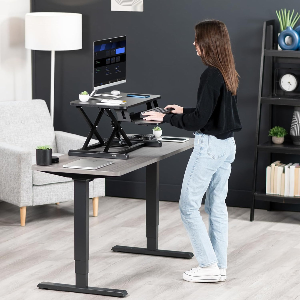 Black 32 in Standing Desk Converter, DESK-V000K