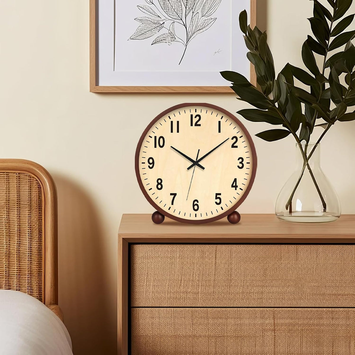 Wooden Table Clock,8in Silent Non-Ticking Desk Clock,Battery Operated Desktop Analog Clock for Living Room Bedroom Kitchen Office Classroom Decor (Walnut)